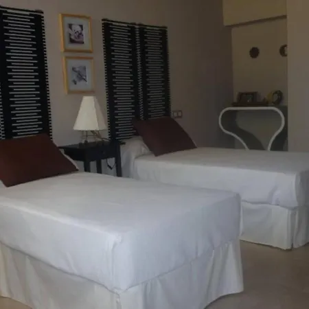 House - 3 Bedrooms With Sea Views - 02253 Holiday home *